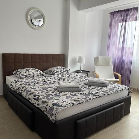 Апартаменты Zeini - Garsoniera Констанца Экстерьер фото
